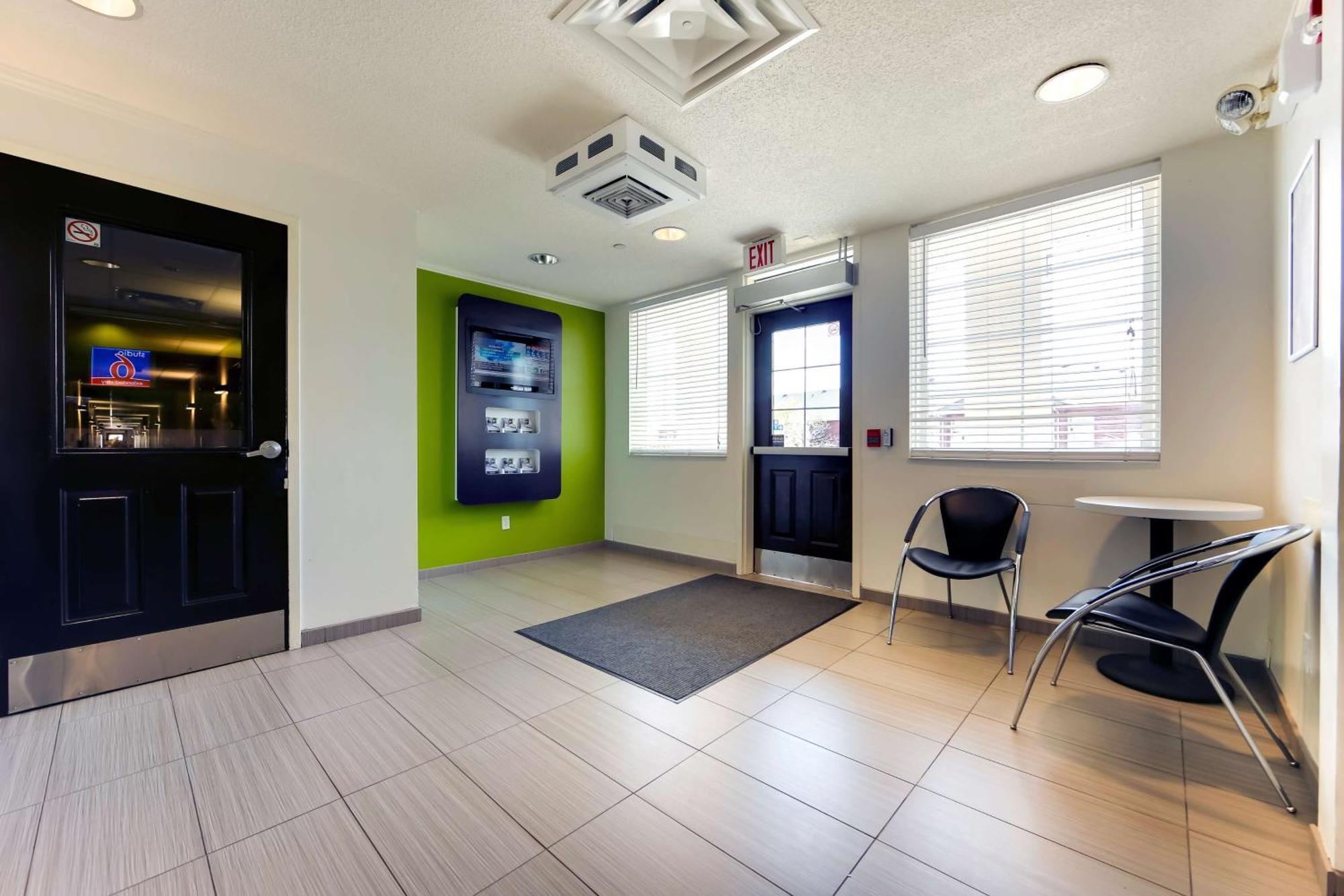 Studio 6 Toronto - Mississauga With Kitchenettes 외부 사진