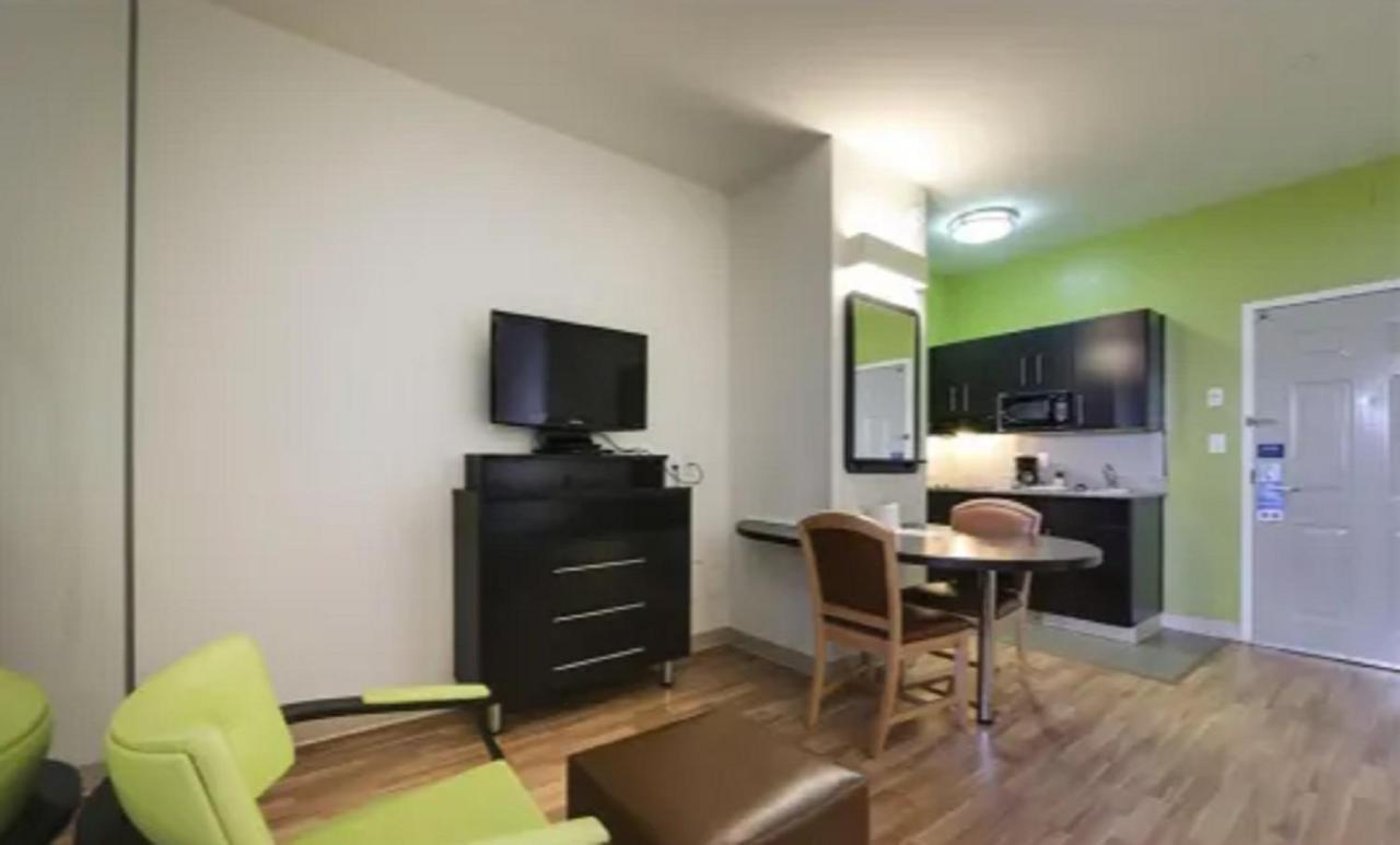 Studio 6 Toronto - Mississauga With Kitchenettes 외부 사진